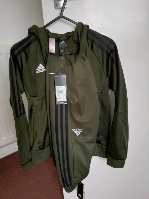 jd sports kids tracksuits